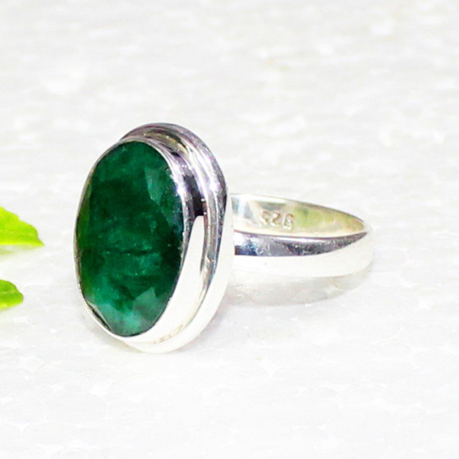 Raw Stone Emerald Ring Sterling Silver – Boho Magic Jewelry