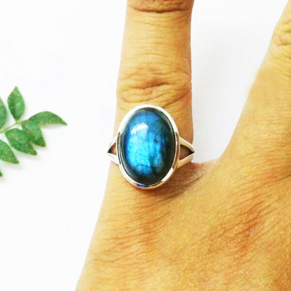 925 Sterling Silver Labradorite Ring Handmade Jewelry Gemstone Birthstone Ring hand picture