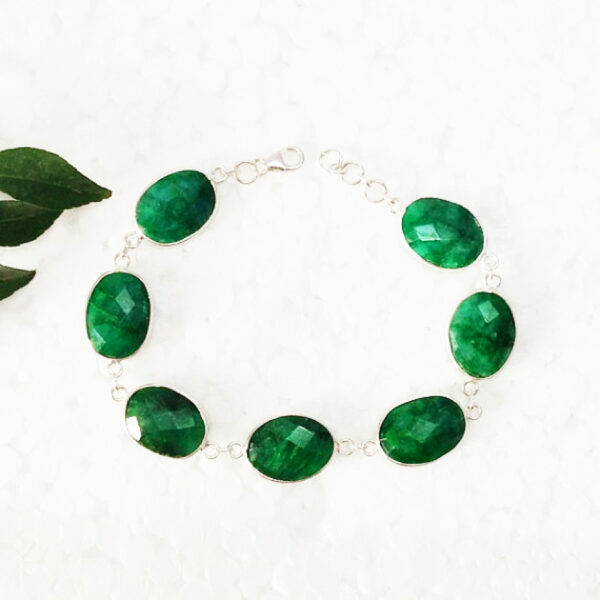 925 Sterling Silver Emerald Bracelet Handmade Jewelry Gemstone Birthstone Bracelet front picture