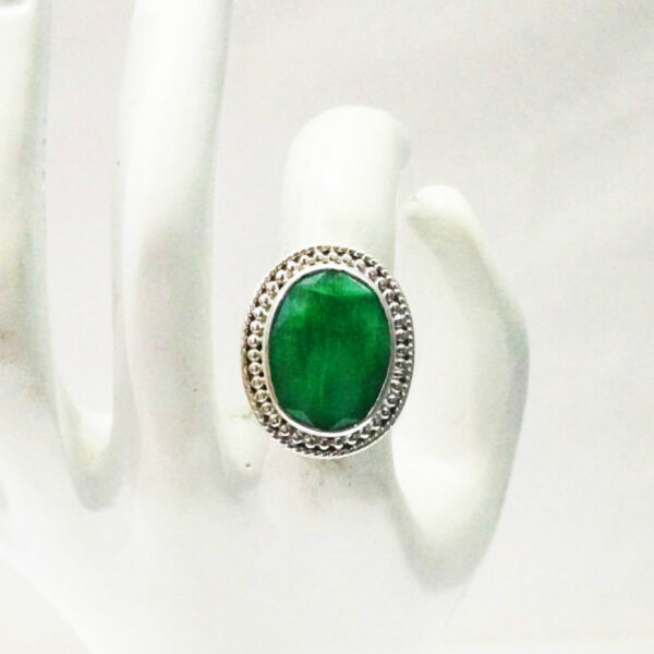 925 Sterling Silver Emerald Ring Handmade Jewelry Gemstone Birthstone Ring hand picture