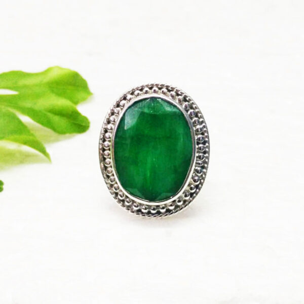 925 Sterling Silver Emerald Ring Handmade Jewelry Gemstone Birthstone Ring front picture