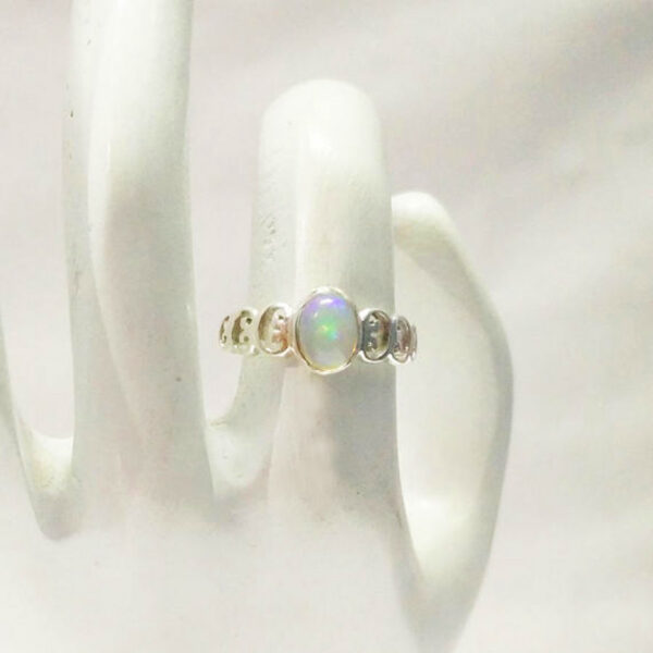 925 Sterling Silver Ethiopian Opal Ring Handmade Jewelry Gemstone Birthstone Ring hand picture