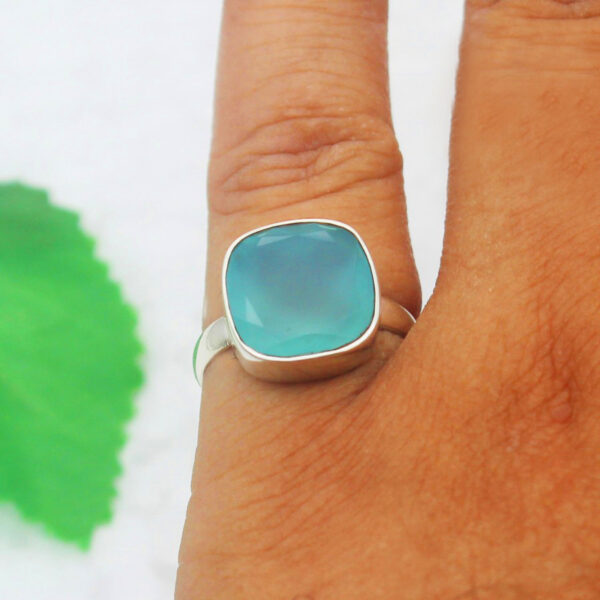 925 Sterling Silver Chalcedony Ring Handmade Jewelry Gemstone Birthstone Ring hand picture