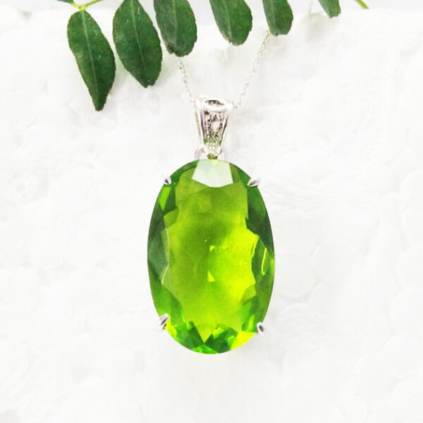 925 Sterling Silver Peridot Necklace Handmade Jewelry Gemstone Birthstone Pendant front picture