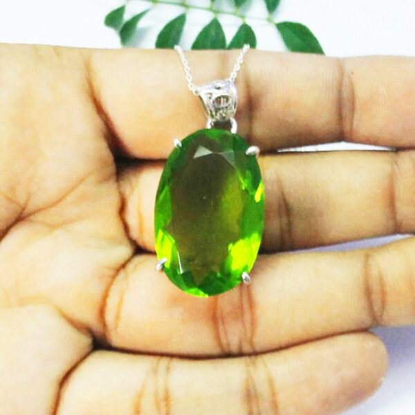 925 Sterling Silver Peridot Necklace Handmade Jewelry Gemstone Birthstone Pendant hand picture