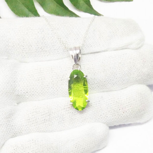 925 Sterling Silver Peridot Necklace Handmade Jewelry Gemstone Birthstone Pendant hand picture