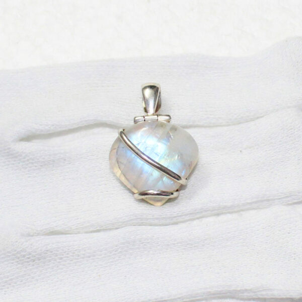 925 Sterling Silver Rainbow Moonstone Necklace Handmade Jewelry Gemstone Birthstone Pendant hand picture