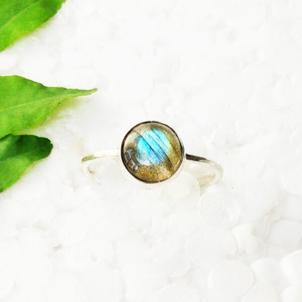 925 Sterling Silver Labradorite Ring Handmade Jewelry Gemstone Birthstone Ring front picture